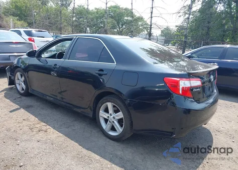 2012 Toyota Camry Se z USA, uszkodzony, nr VIN 4T1BF1FK4CU574695